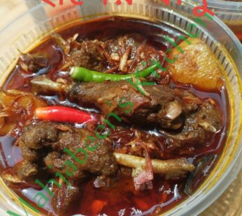 ঝোলসহ হাঁসের মাংশ