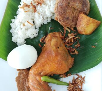 পোলাও, রোস্ট, ডিম, কাবাব, আলুর খাবার